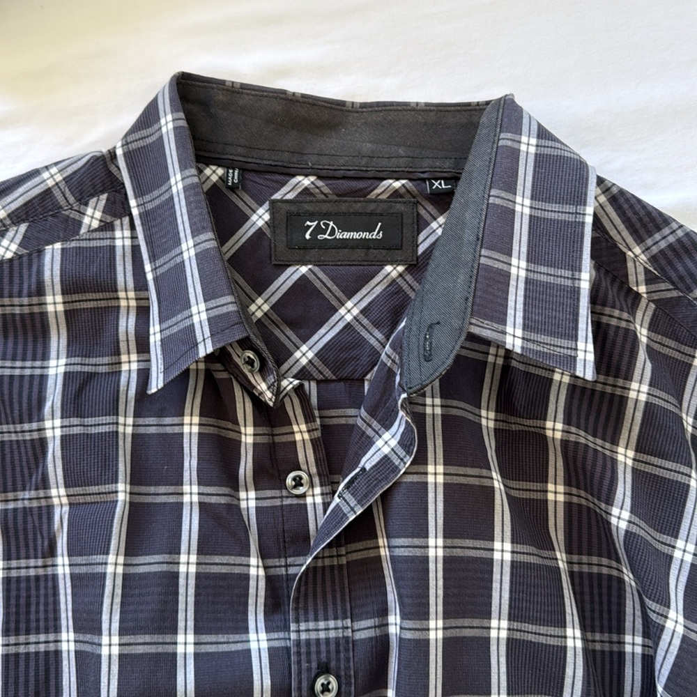 7 Diamonds Button Down XL